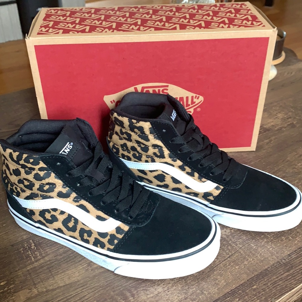 Vans Suede Cheetah Hi Top Sneakers